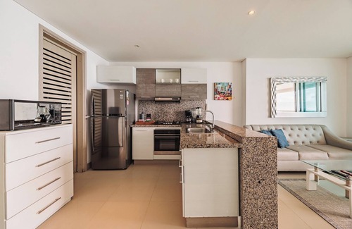 Bocagrande Apartment | Cozy Flat with Large Balcony in Palmetto Beach