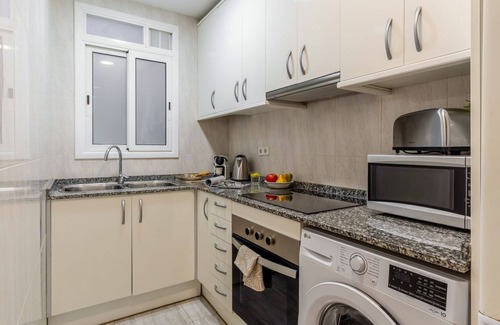 el Fort Pienc Apartment | Cozy & for families: Arc de Triomf/Born/Ciutadella - Min 32 Nights