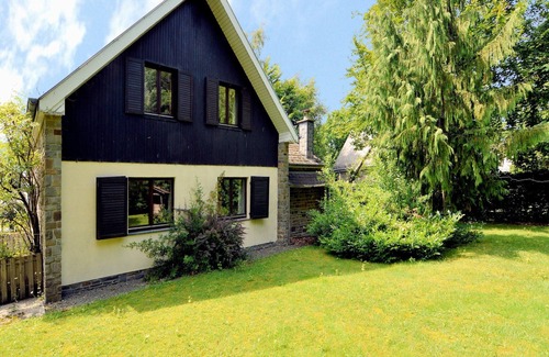 Ovifat Ski Chalet | Cozy Forest Chalet in Ovifat