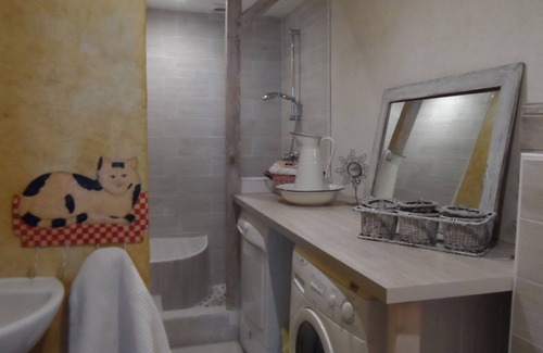 Saint-Martin-de-Castillon House | cozy house nestled in a quiet village luberon, 90m2, terraces