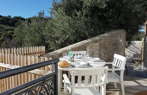 Villeseque-des-Corbieres Apartment | Cozy Escape in Villesèque