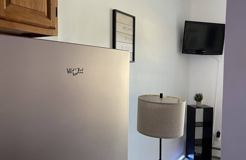 Freeport Apartment | Cozy Freeport Retreat/8 min Loffs Lake/Pets 🐶