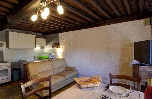 Pralong Cottage | Cozy gîte for 2 in Monts du Forez