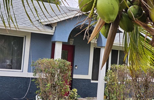 Pompano Beach Apartment | Cozy Gateway Place