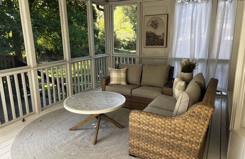 Hermitage House | Cozy Getaway East of Nashville