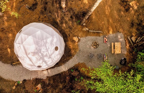 Robbins Cabin | Cozy Glamping Dome PERFECT for couples near Brimstone and Big South Fork