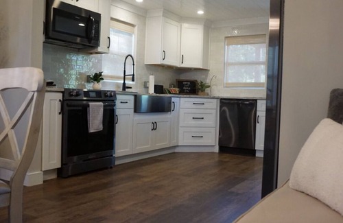Conestee House | Cozy Greenville Cottage. Close to downtown! Pet friendly!