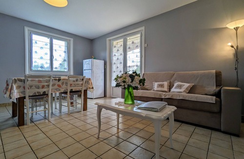 Saint-Pierre-Eynac Apartment | Cozy Ground Floor Apartment with Terraces, Near Le Puy-en-Velay and Golf, Sleeps 4