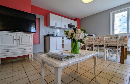 Saint-Pierre-Eynac Apartment | Cozy Ground Floor Apartment with Terraces, Near Le Puy-en-Velay and Golf, Sleeps 4