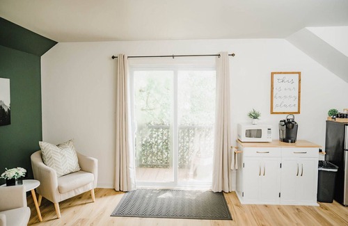 Salunga Apartment | Cozy Guest Suite with Private Entrance
