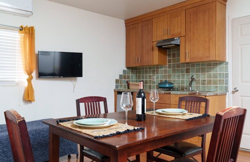 El Miradero Apartment | Cozy Guesthouse in the Heart of Glendale