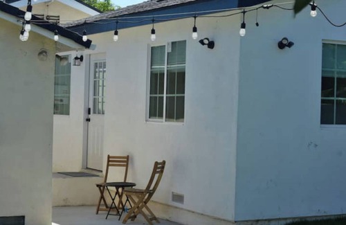 Harbor House | Cozy Guesthouse near Disney