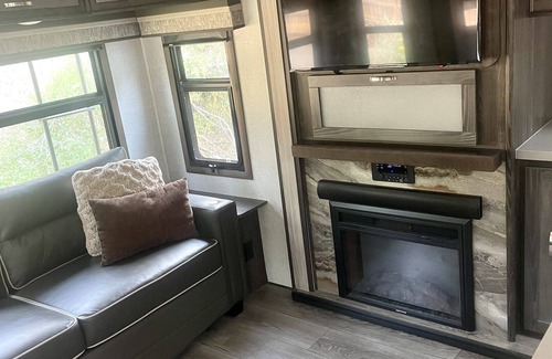 Coeur d'Alene House | Cozy Harbor Island RV getaway in beautiful Coeur d'Alene.