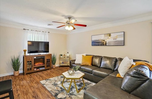 Tougaloo Apartment | Cozy~ Hide~ Away in NE JACKSON *Clean & Peaceful*
