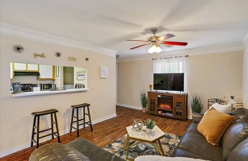 Tougaloo Apartment | Cozy~ Hide~ Away in NE JACKSON *Clean & Peaceful*