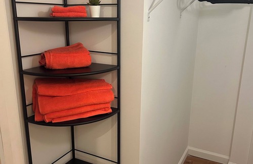 Cliftondale Apartment | Cozy Hideaway Studio 12 minutes from ATL airport for your quick Getaway or more!