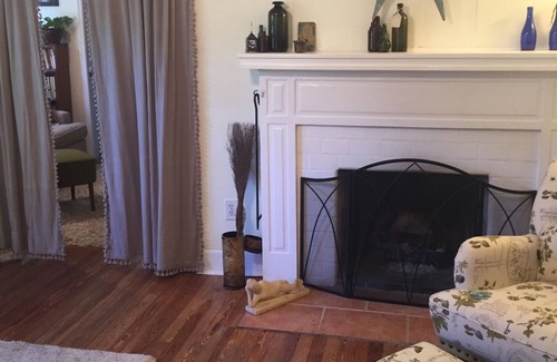 Historic Old Northeast House | Cozy historic bungalow w/ salt water pool very close to D.T