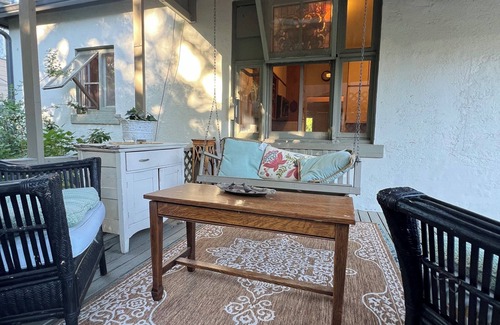 Golden Cottage | Cozy Historic Cottage In The Heart Of Golden