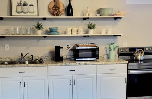 Leavenworth House | Cozy, historical retreat near the Overlook