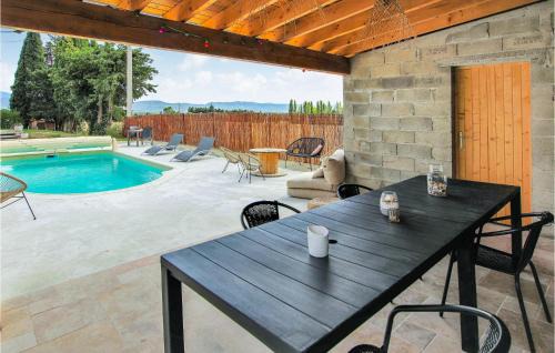 Saint-Gervais-sur-Roubion House | Cozy Home In St Gervais Sur Roubion