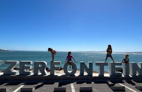 Yzerfontein House | Cozy Holiday Cottage - XX Cottage Yzerfontein