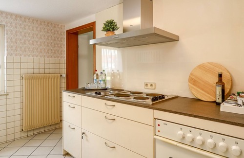 Meckenbeuren House | Cozy Holiday Home “Ferienhaus Seifried” near Lake Constance