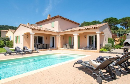 Plan-de-la-Tour House | Cozy Holiday Home in Le Plan de la Tour with Pool