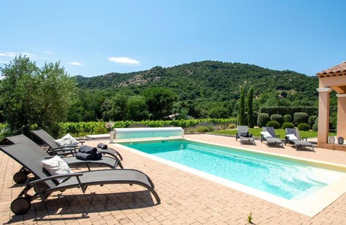 Plan-de-la-Tour House | Cozy Holiday Home in Le Plan de la Tour with Pool