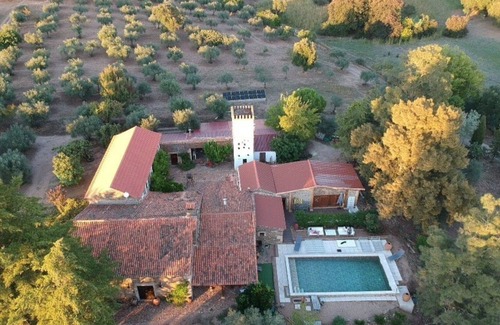 Idanha-a-Nova Villa | Cozy Holiday Home in Castelo Branco in a delightful area.