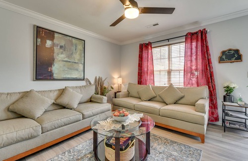 Biddleville House | Cozy Home: 2 Mi to Downtown, Steps to Streetcar!