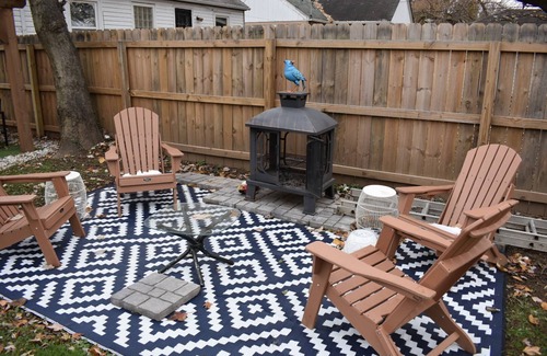 Jeffersonville House | Cozy home away from home