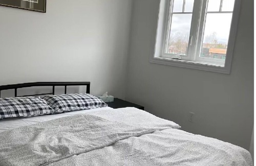 Markdale House | Cozy Home Away from Home