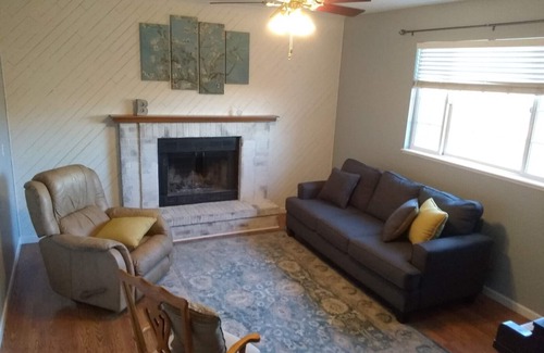 Gleneagle House | Cozy home away from home; sleeps 11
