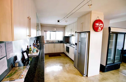 Colchester House | Cozy Home by Sundays River, Close to Addo Elephant Park