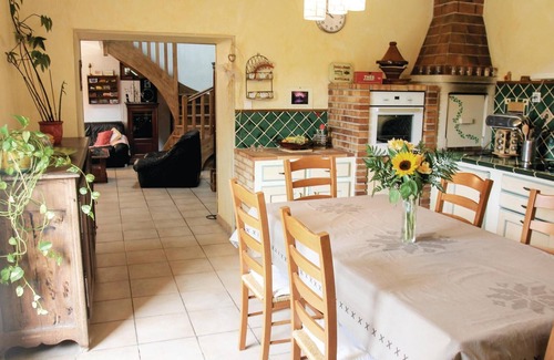 Montsegur-sur-Lauzon House | Cozy home in Montsegur sur Lauzon