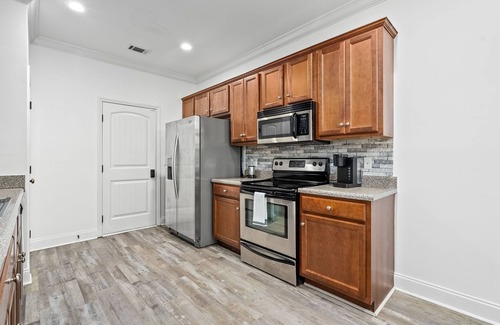 Auburn - Opelika House | Cozy Home, HotTub, Prime Location
