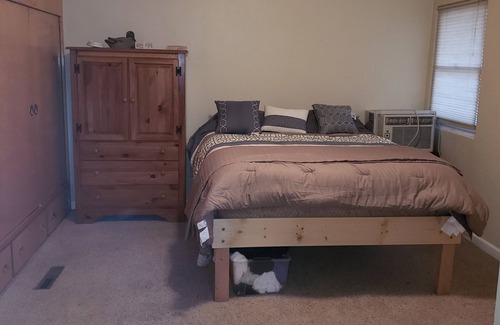 Prineville House | Cozy home in a quiet neighborhood