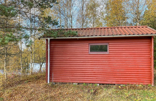 Ambjornarp House | Cozy home in Ambjörnarp with kitchen