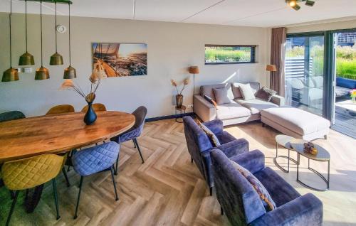 Balk House | Cozy Home In Balk With Kitchen