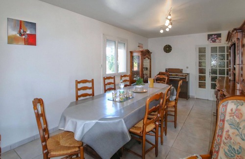 Bedarrides House | Cozy home in Bedarrides