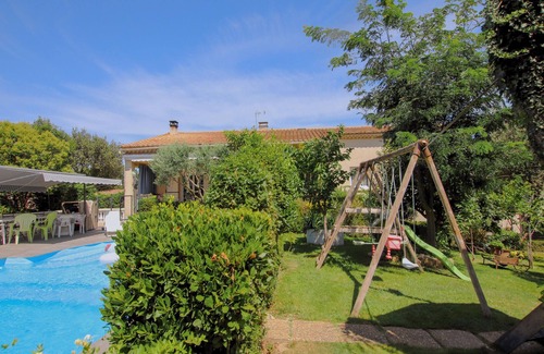 Bedarrides House | Cozy home in Bedarrides