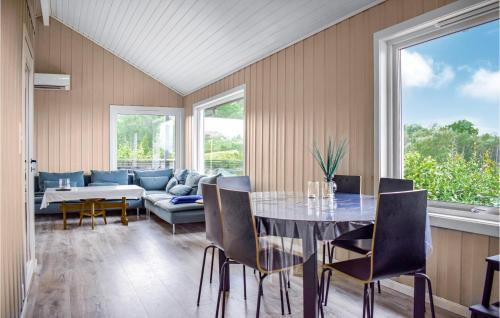 Vindafjord House | Cozy Home In Bjoa With Wifi