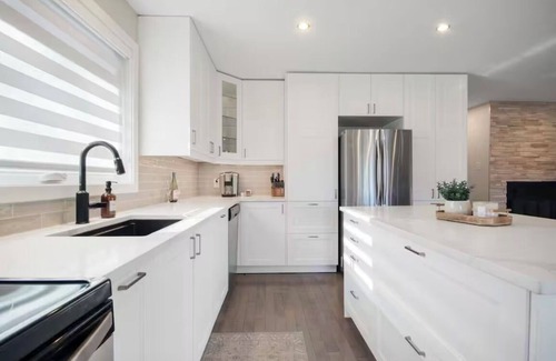 Urbandale House | Cozy home in Elmvale Acres near General Hoospital