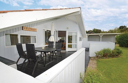 Karrebksminde House | Cozy home in Karrebæksminde with sauna