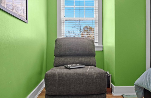 Schnitzelburg House | Cozy Home in Lou’s Art District | Perfect for WFH!