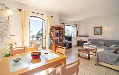 Chimenea House | Cozy Home In Nerja With Wifi