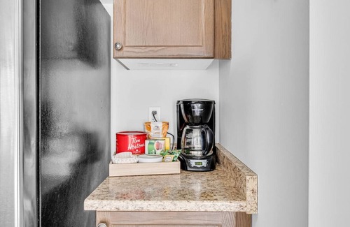 Thorold House | Cozy Home in Niagara 10 mins from Falls and Brock