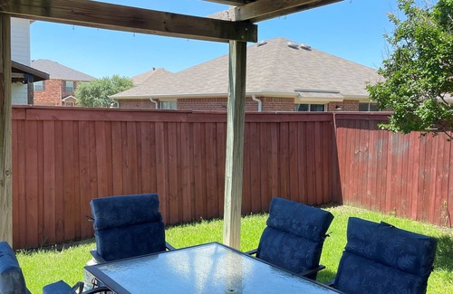 Ponder House | Cozy home in Ponder. Great for families or couples