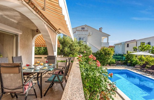 Punat House | Cozy home in Punat with WiFi