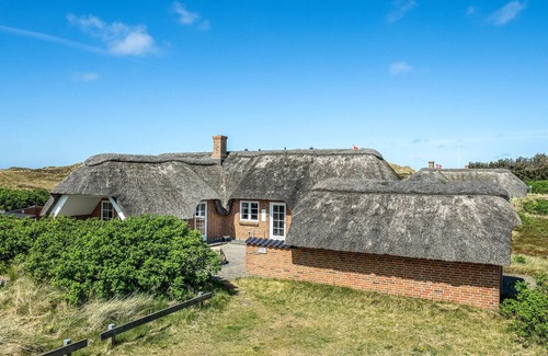Klegod Strand House | Cozy home in Ringkøbing with sauna